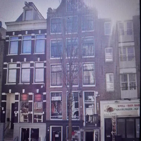 Relaxing Ams Antoon Amsterdam